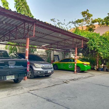 Banyan Resort Bangsaen Eksteriør billede