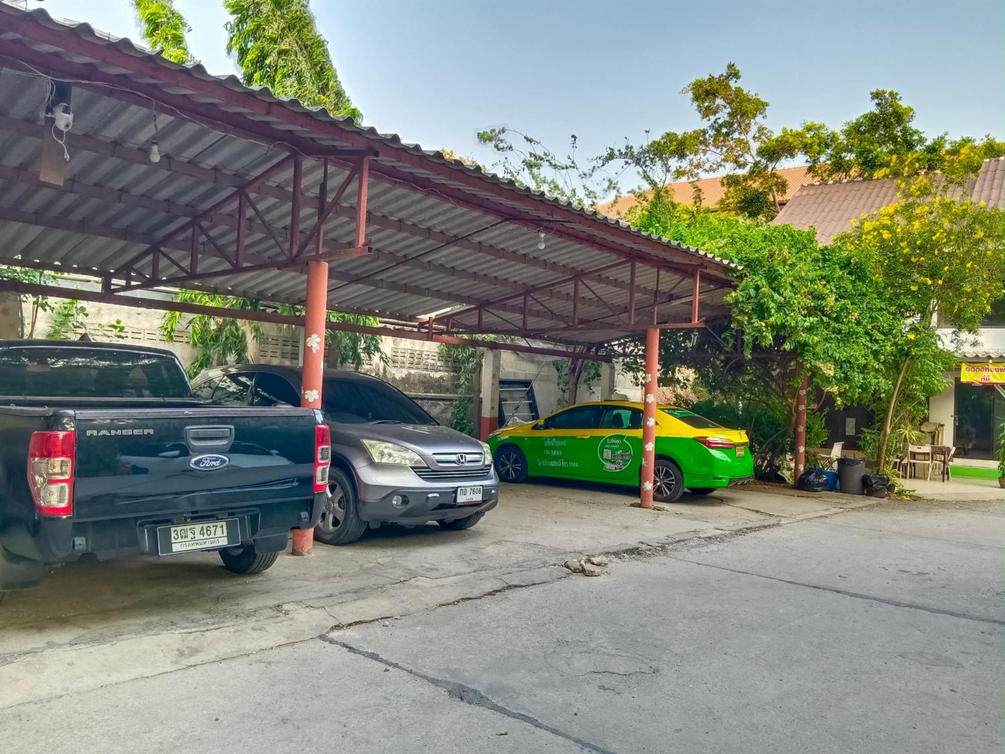 Banyan Resort Bangsaen Eksteriør billede